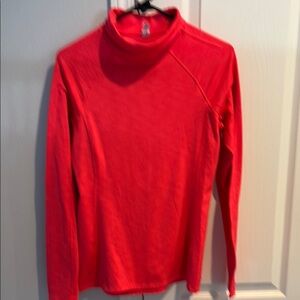 🌺 Red Turtleneck Long Sleeve Top